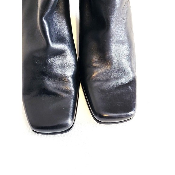 Black Boots - Picture 5 of 11